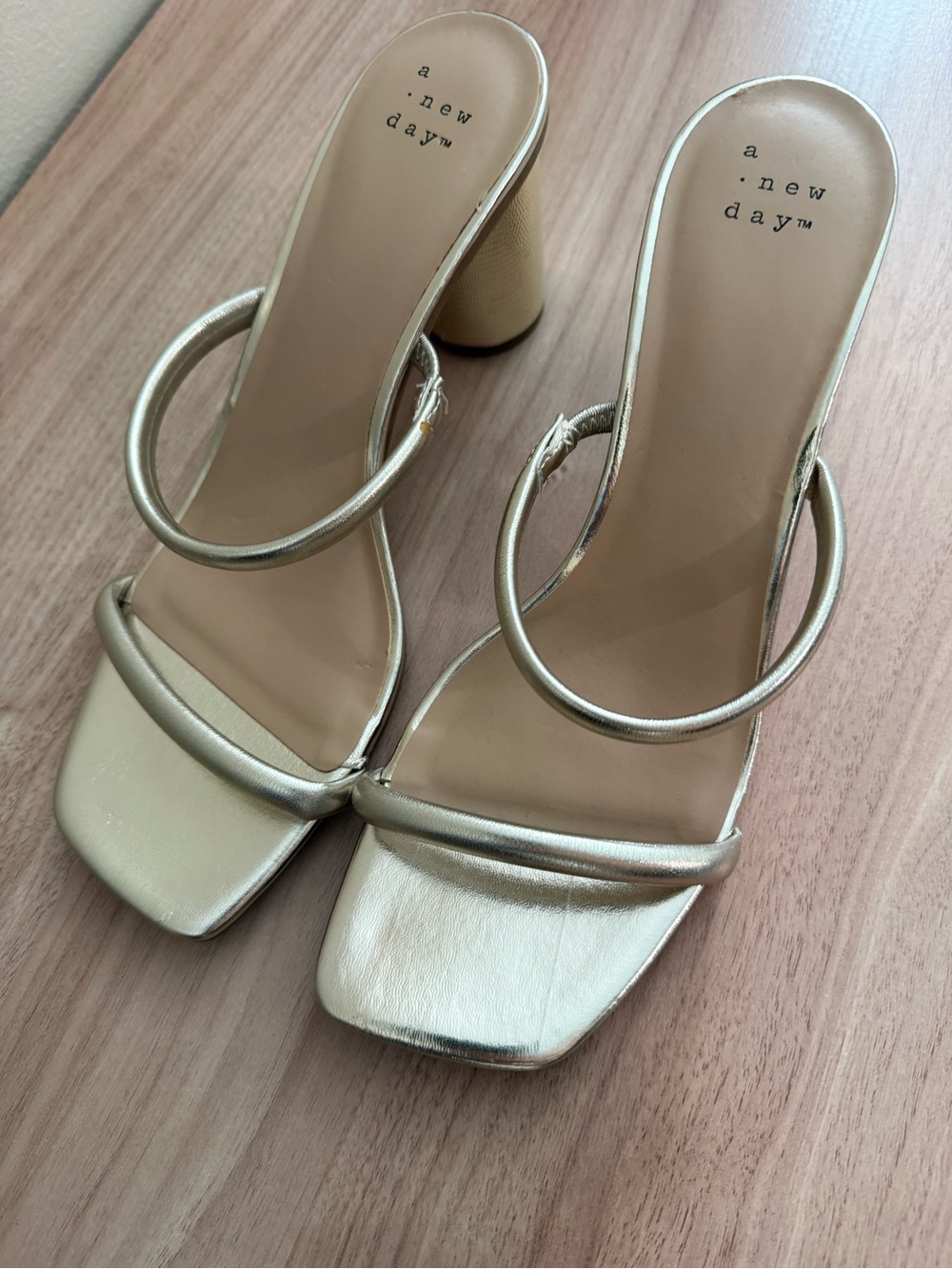 a new day Metallic Gold Double-Strap Block Heel Sandals sz 8.5